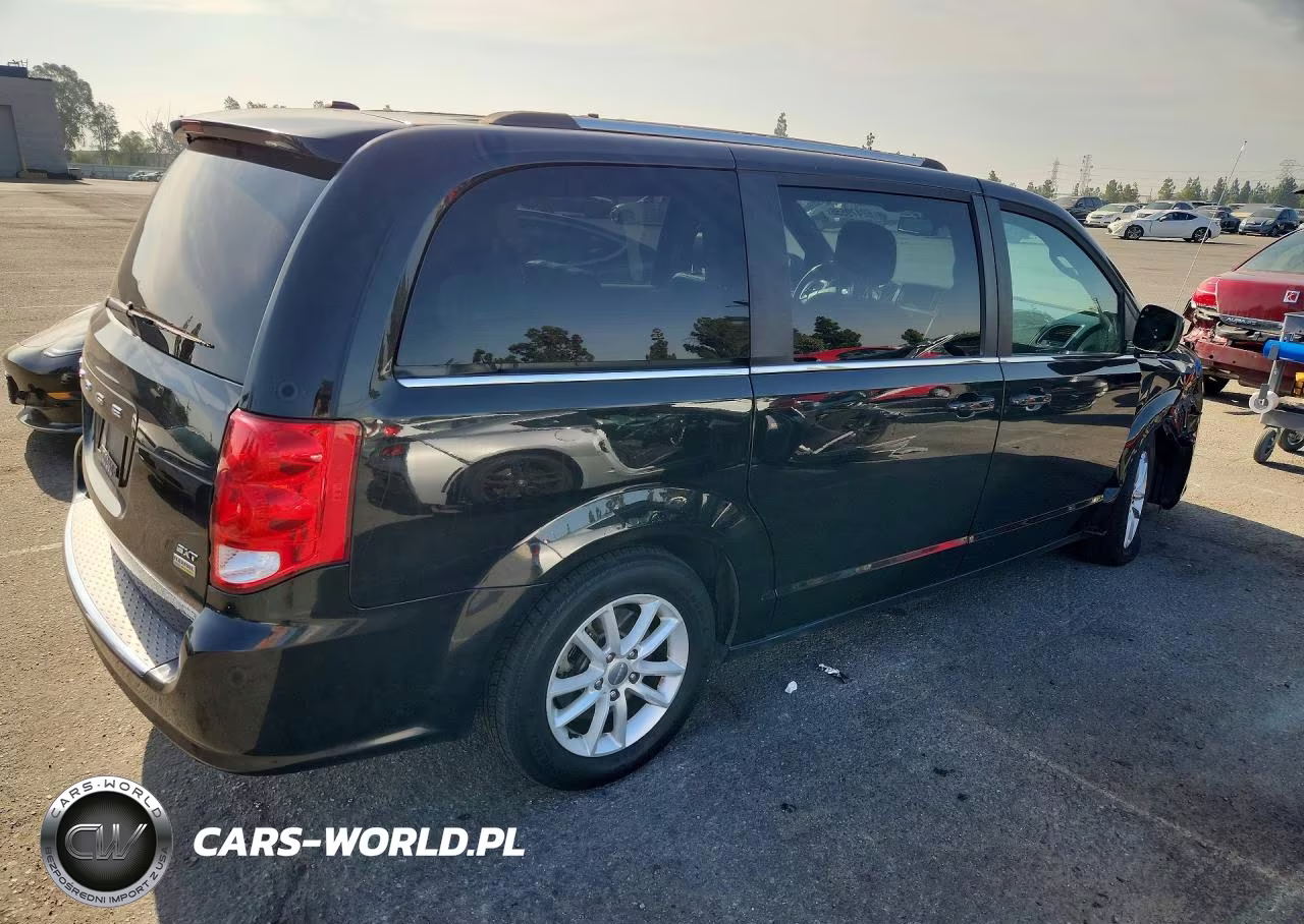 2019 Dodge Grand Caravan Sxt VIN:2C4RDGCG1KR642913 - 3