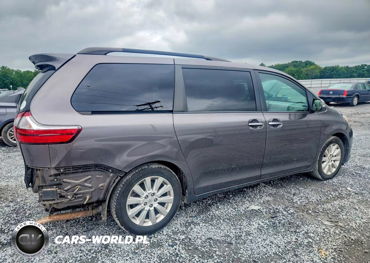 2016 Toyota Sienna Limited 7-Passenger VIN:5TDYK3DC6GS722938 - 3