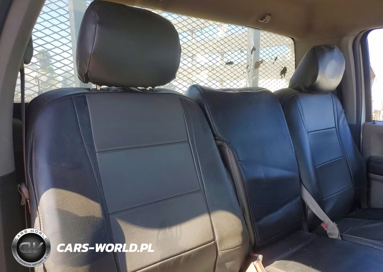 2017 Ford F-550 VIN:1FDUF5GT1HEE83750 - 10
