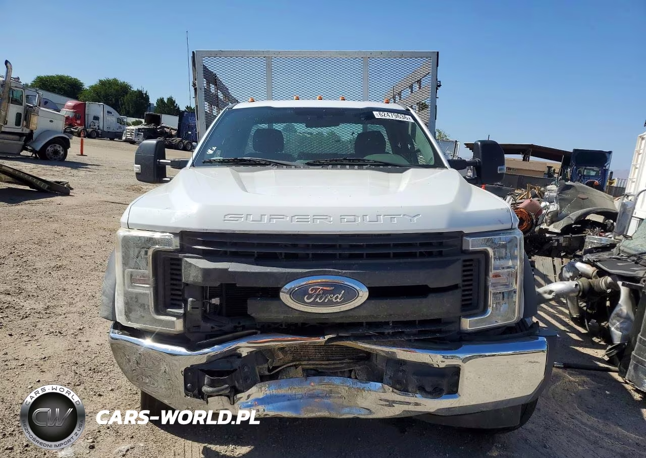 2017 Ford F-550 VIN:1FDUF5GT1HEE83750 - 5