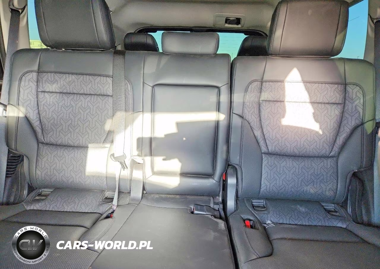 2023 Toyota Sequoia Sr5 VIN:7SVAAABAXPX006652 - 10