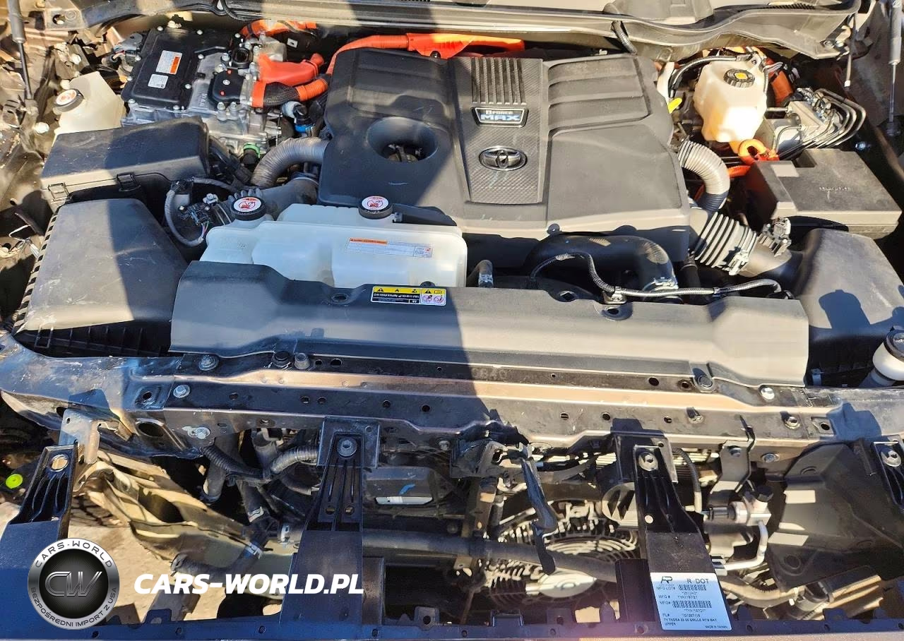 2023 Toyota Sequoia Sr5 VIN:7SVAAABAXPX006652 - 12