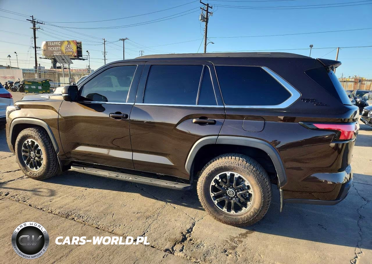 2023 Toyota Sequoia Sr5 VIN:7SVAAABAXPX006652 - 2