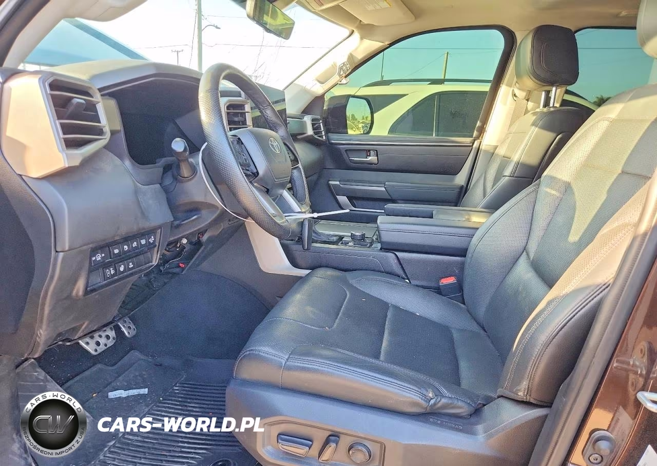 2023 Toyota Sequoia Sr5 VIN:7SVAAABAXPX006652 - 7