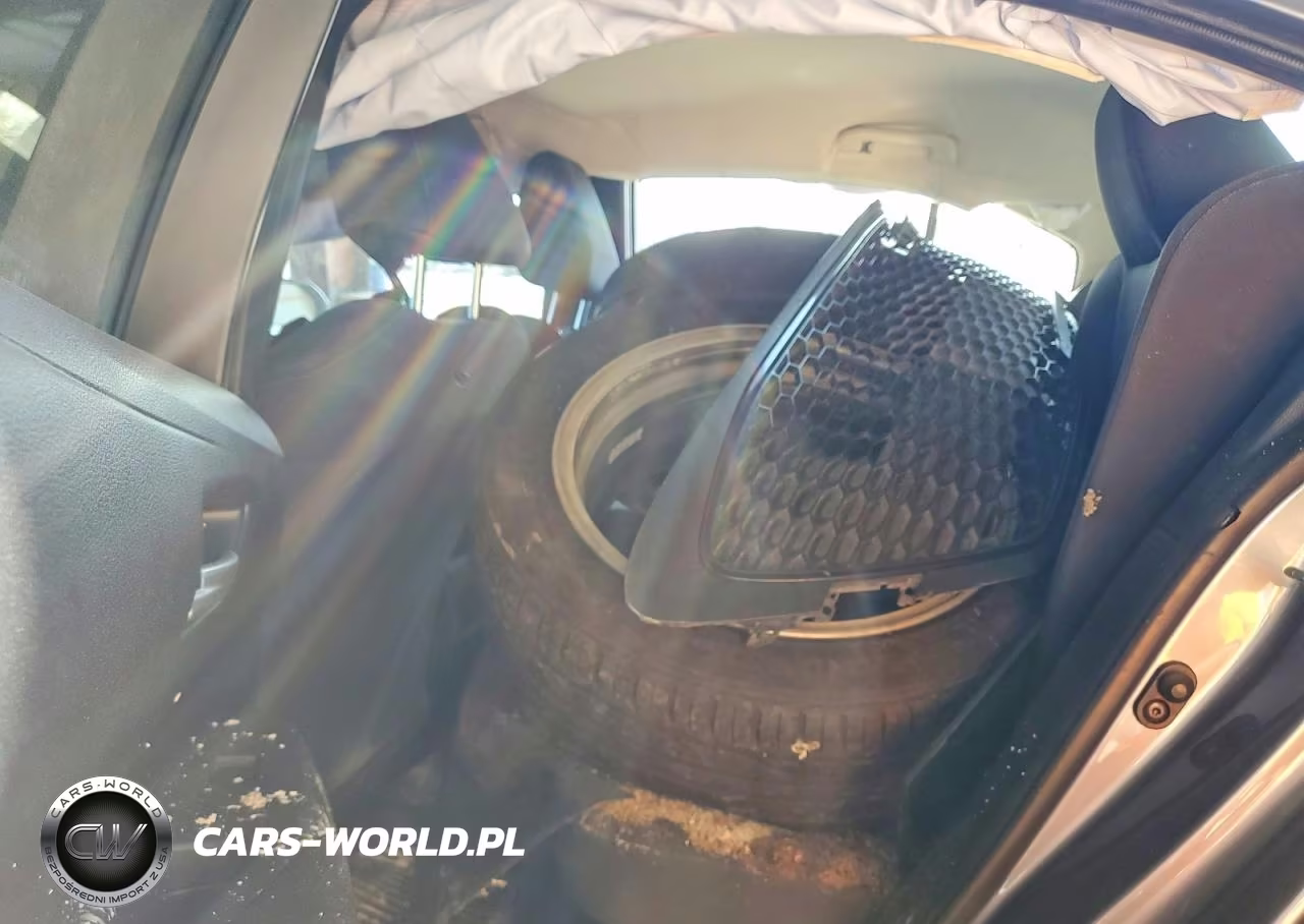 2021 Toyota Corolla Le VIN:JTDEAMDE3MJ001952 - 10