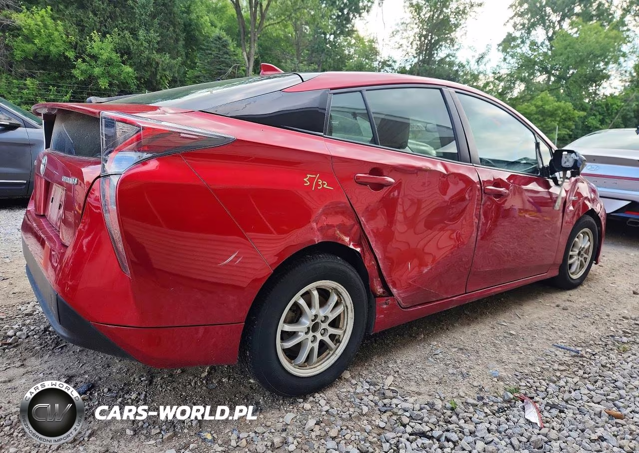 2016 Toyota Prius Four VIN:JTDKARFUXG3505041 - 3
