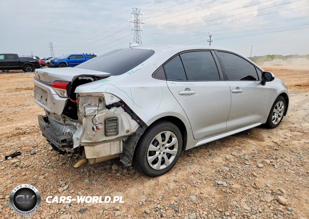 2020 Toyota Corolla Le VIN:5YFEPRAE5LP111315 - 3