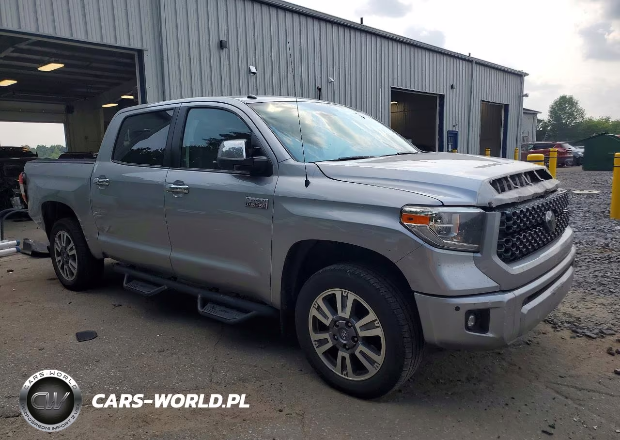 2018 Toyota Tundra Platinum VIN:5TFAW5F15JX747635 - 4
