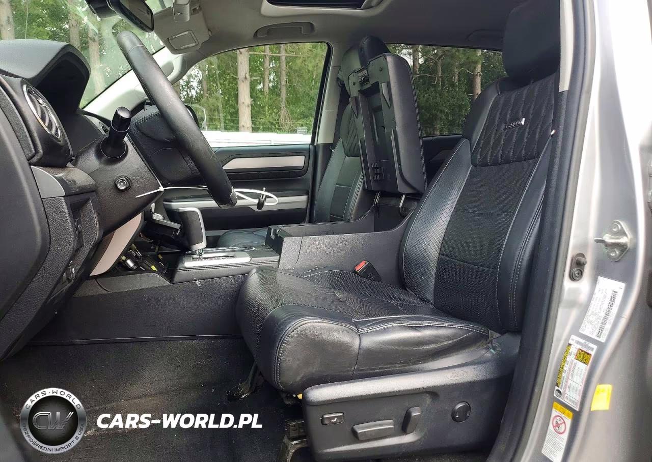 2018 Toyota Tundra Platinum VIN:5TFAW5F15JX747635 - 7