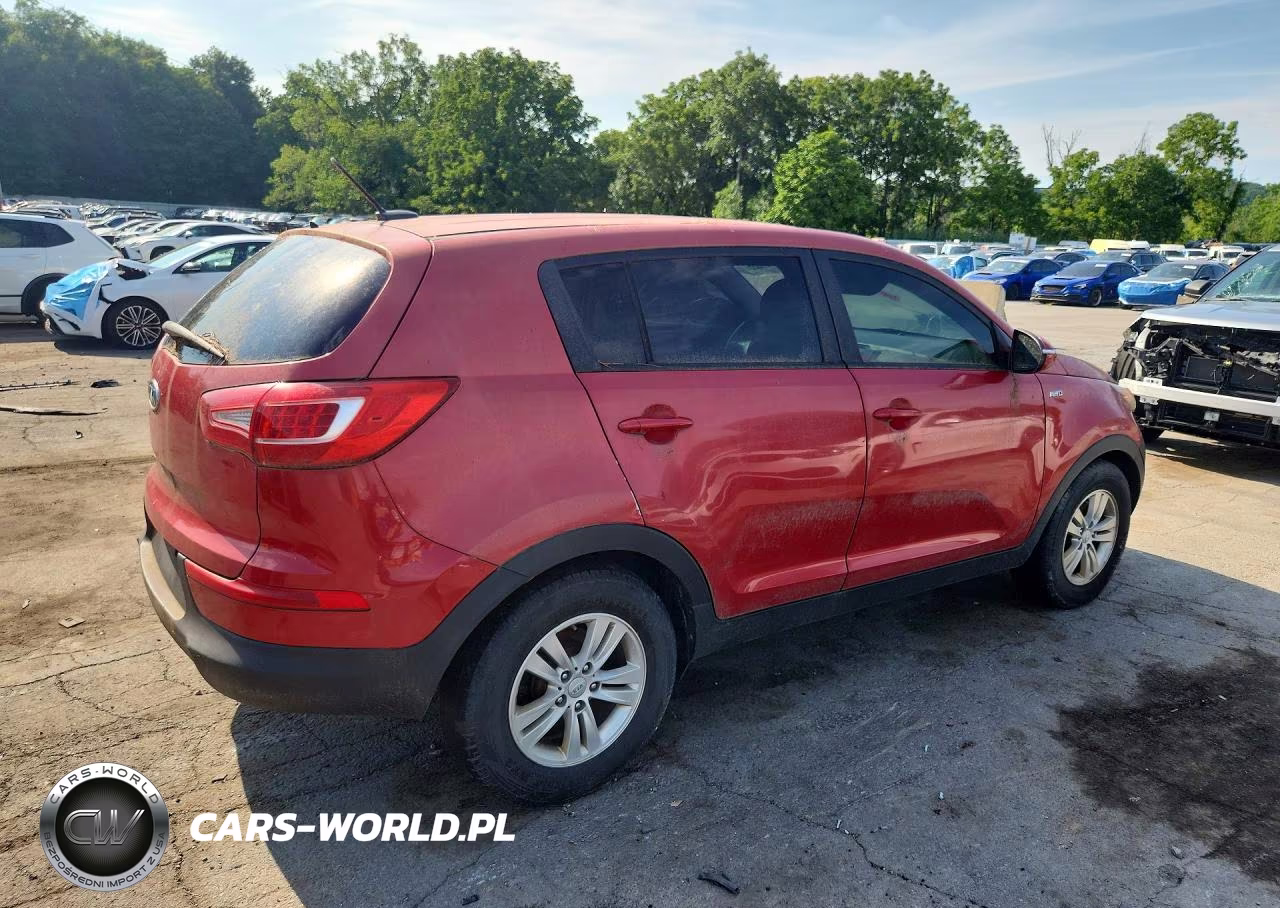 2011 Kia Sportage Lx VIN:KNDPBCA26B7098570 - 3