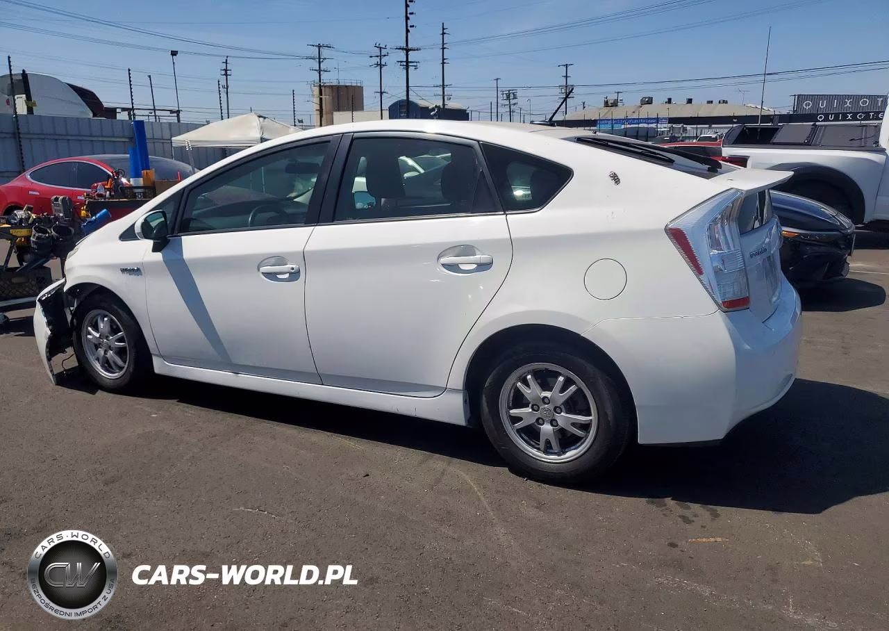 2011 Toyota Prius Two VIN:JTDKN3DU4B1473079 - 2