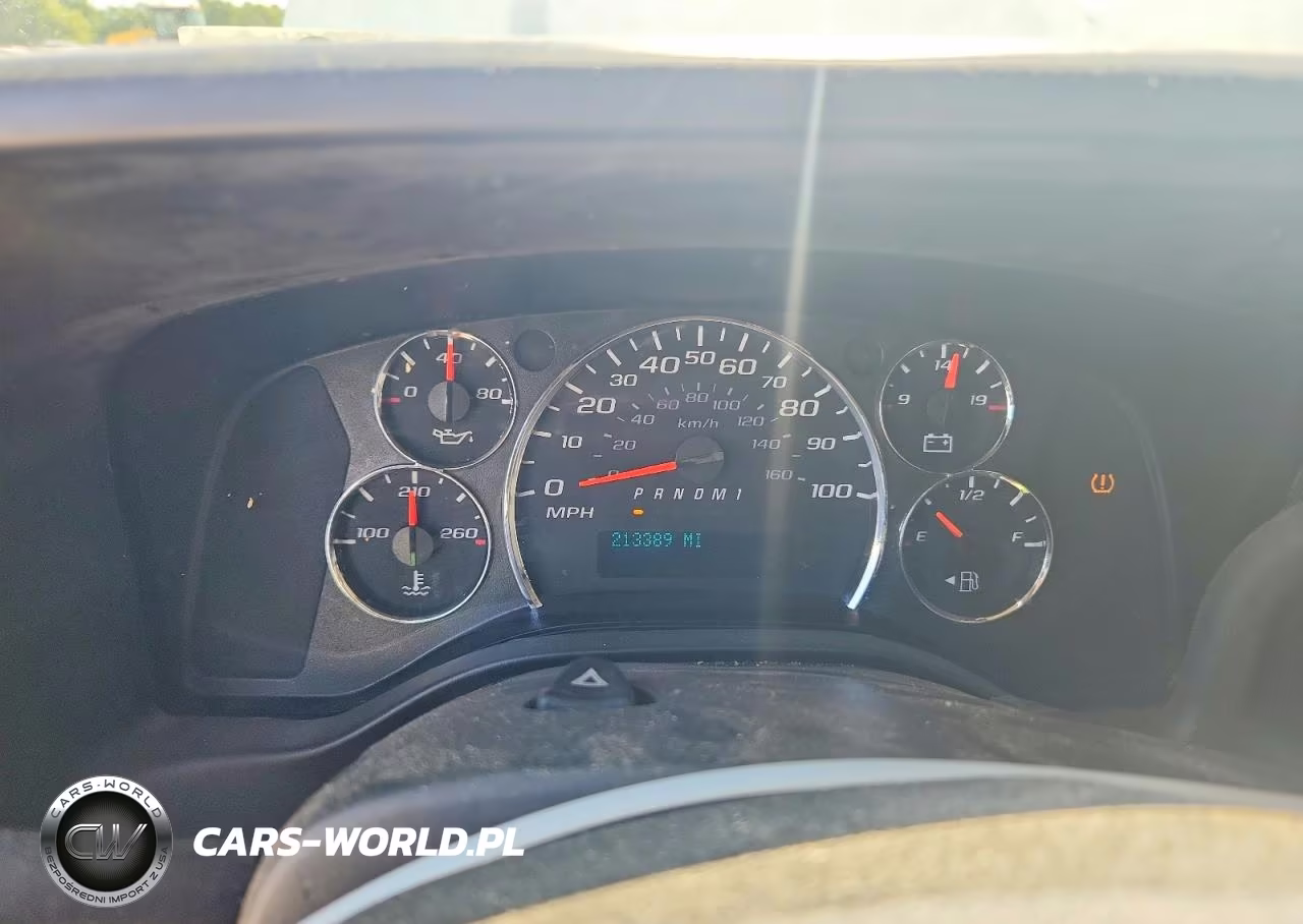 2016 Chevrolet Express G2500 VIN:1GCWGAFF3G1157145 - 10