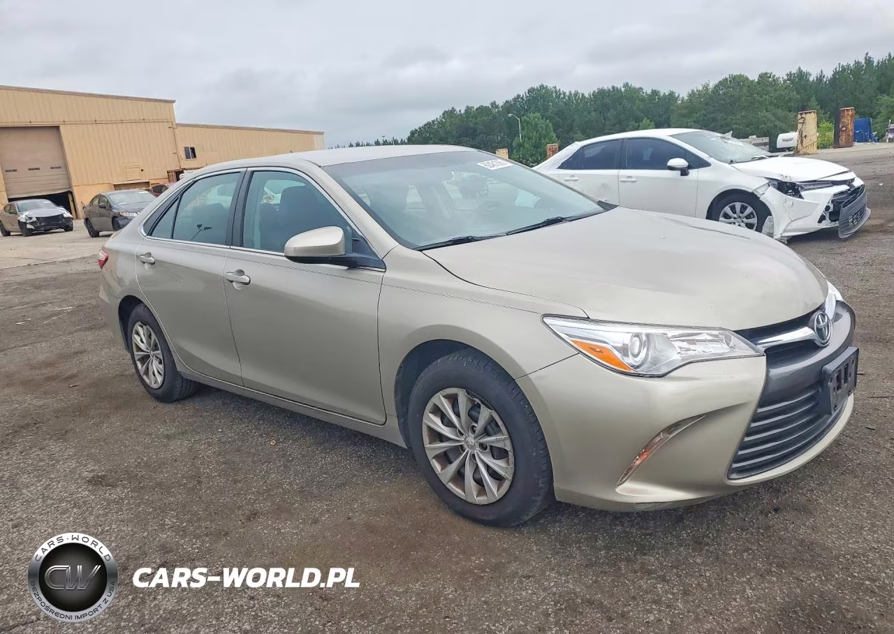2017 Toyota Camry Le VIN:4T1BF1FK2HU345357 - 4