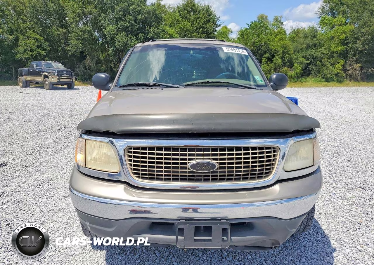 2001 Ford Expedition Xlt VIN:1FMRU15W81LB21823 - 5