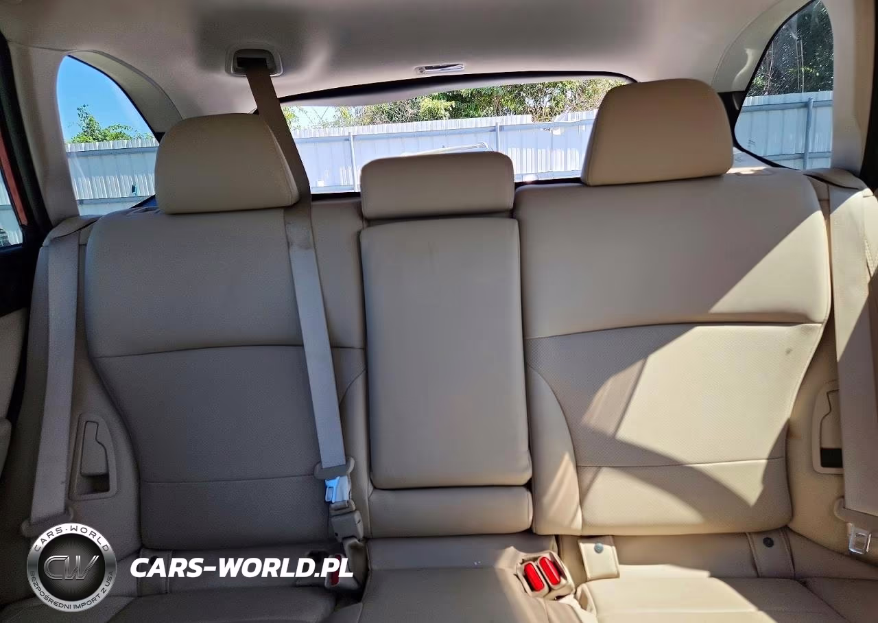 2019 Subaru Outback 2.5I Limited VIN:4S4BSANC5K3211218 - 10