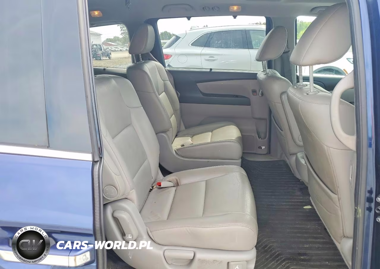 2014 Honda Odyssey Touring VIN:5FNRL5H96EB088740 - 11