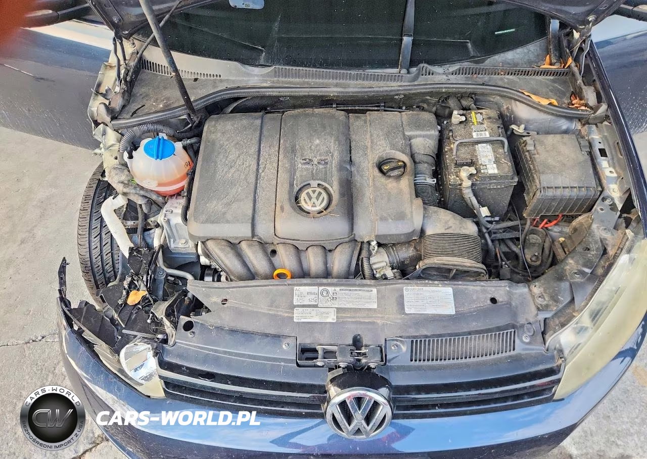 2012 Volkswagen Golf VIN:WVWDB7AJ3CW323553 - 11