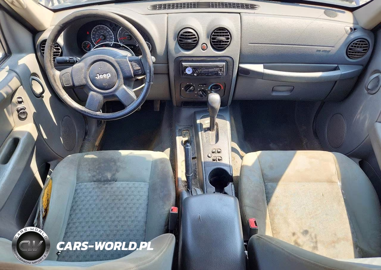 2007 Jeep Liberty Sport VIN:1J4GK48KX7W502442 - 8