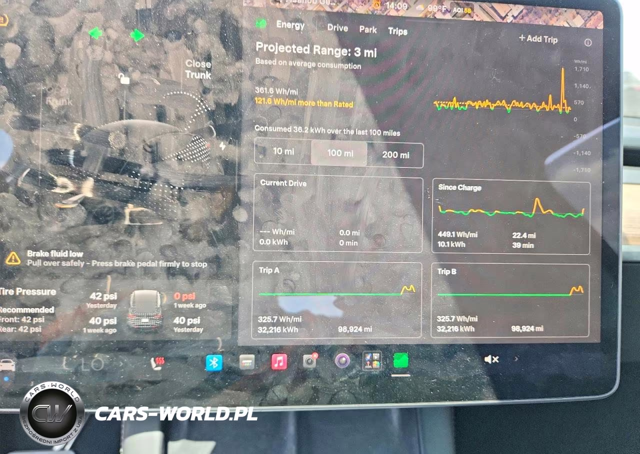 2023 Tesla Model Y VIN:7SAYGAEE8PF832113 - 9
