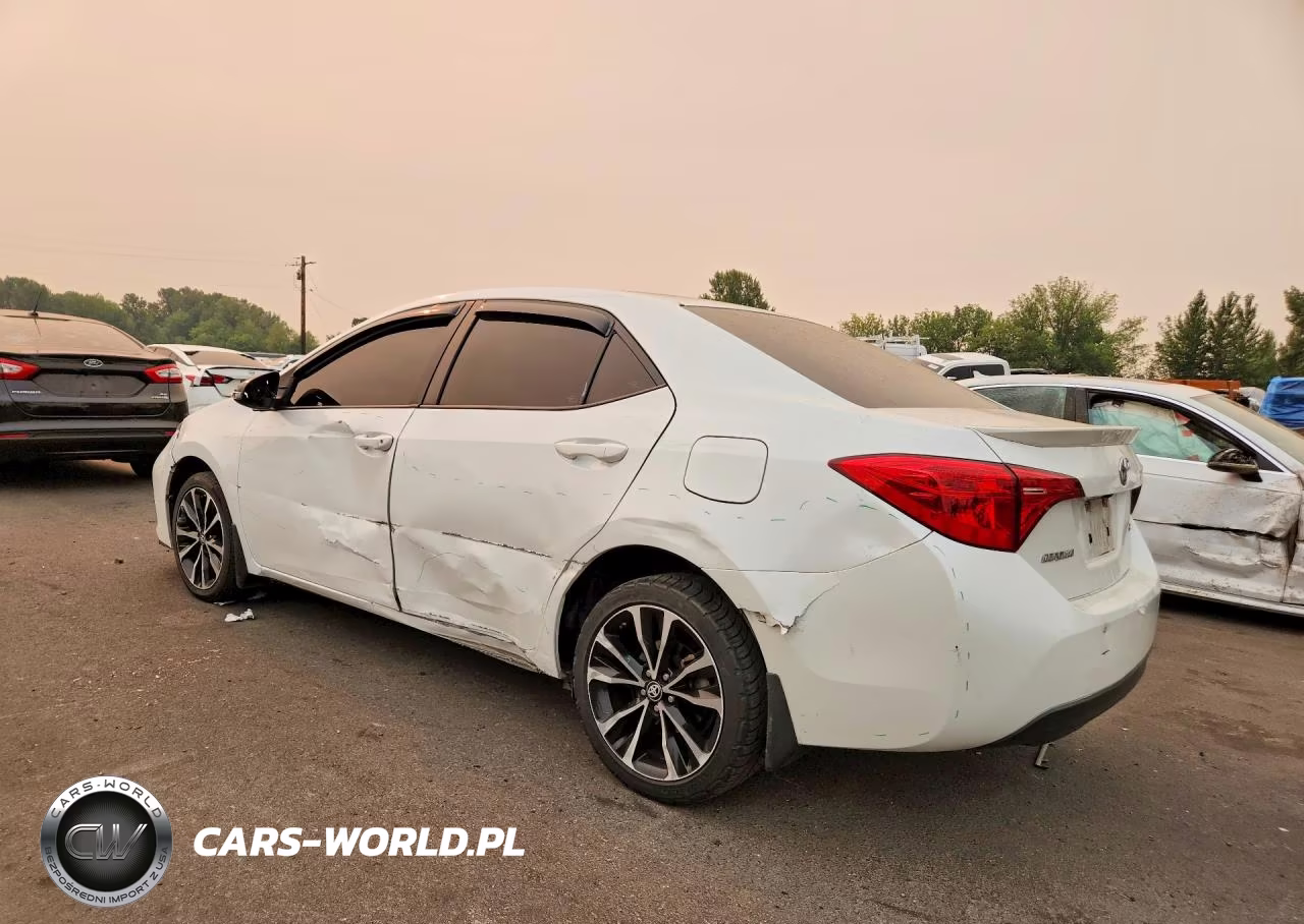 2017 Toyota Corolla Se VIN:5YFBURHE3HP613359 - 2