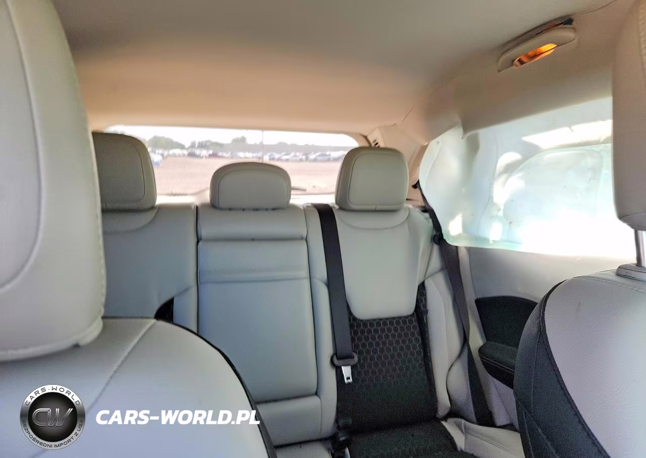 2019 Jeep Compass Latitude VIN:3C4NJDBB5KT628943 - 10