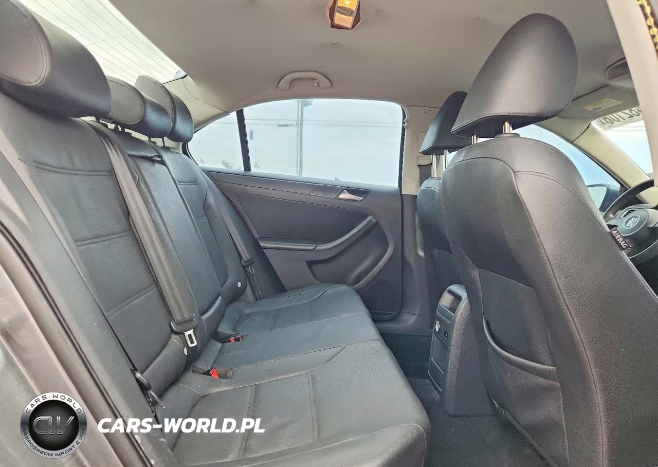 2011 Volkswagen Jetta Se VIN:3VWDX7AJ3BM346862 - 10