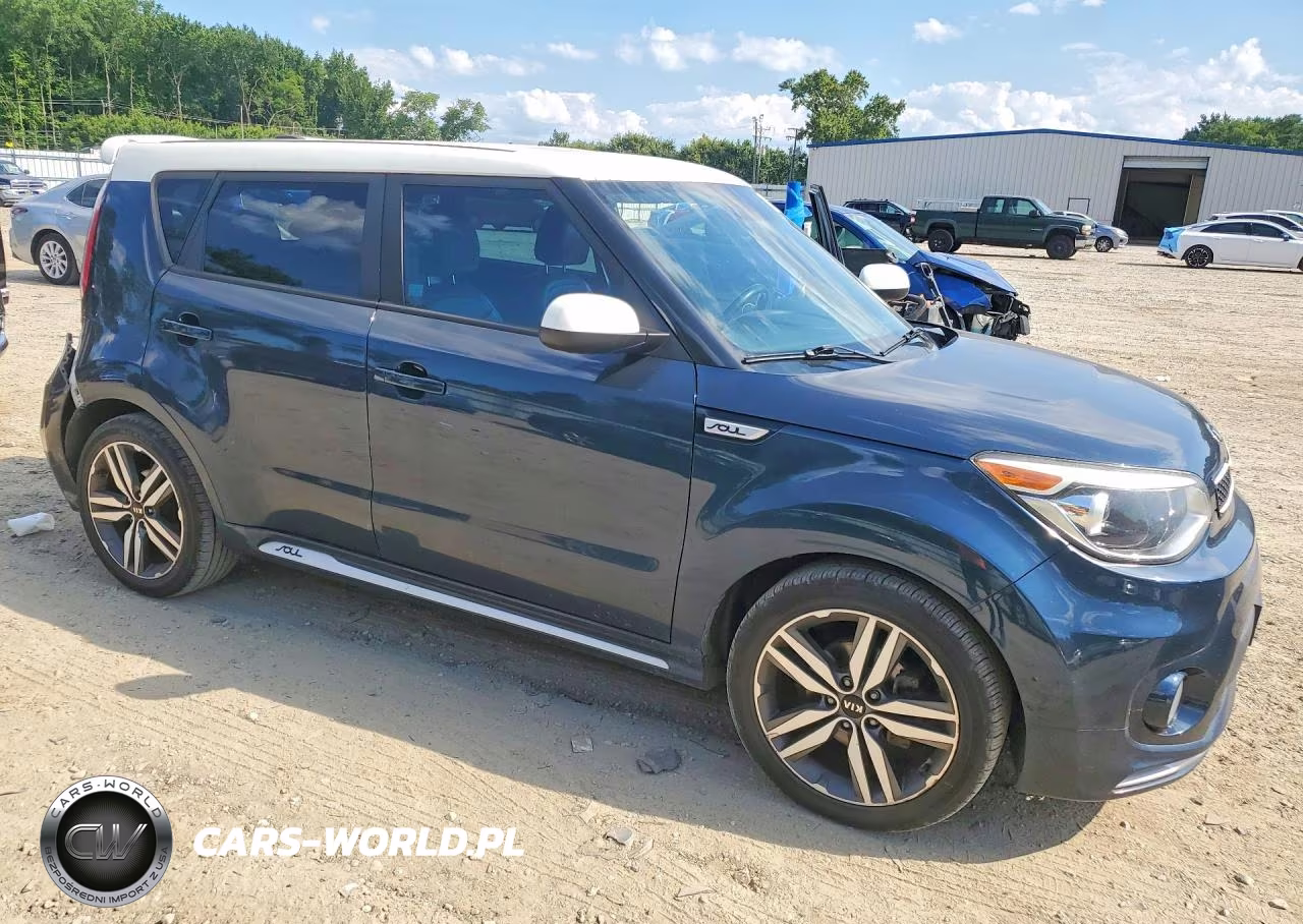 2018 Kia Soul + VIN:KNDJP3A51J7622594 - 4