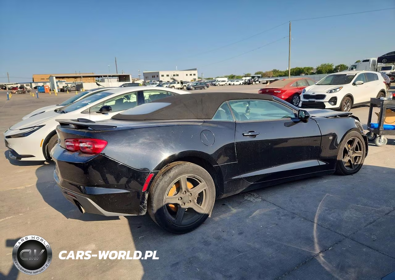 2021 Chevrolet Camaro Ls VIN:1G1FB3DSXM0103152 - 3