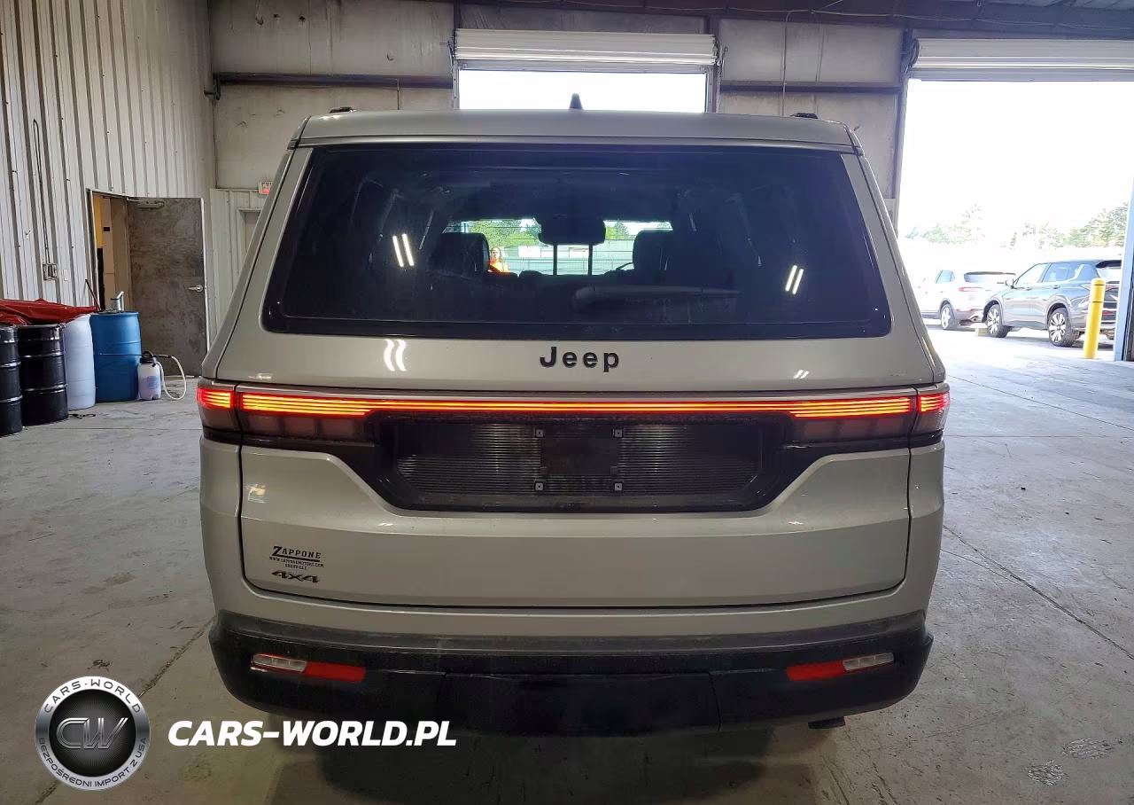 2026 Jeep Grand Wagoneer VIN:1C4SJVAP0TS176196 - 6
