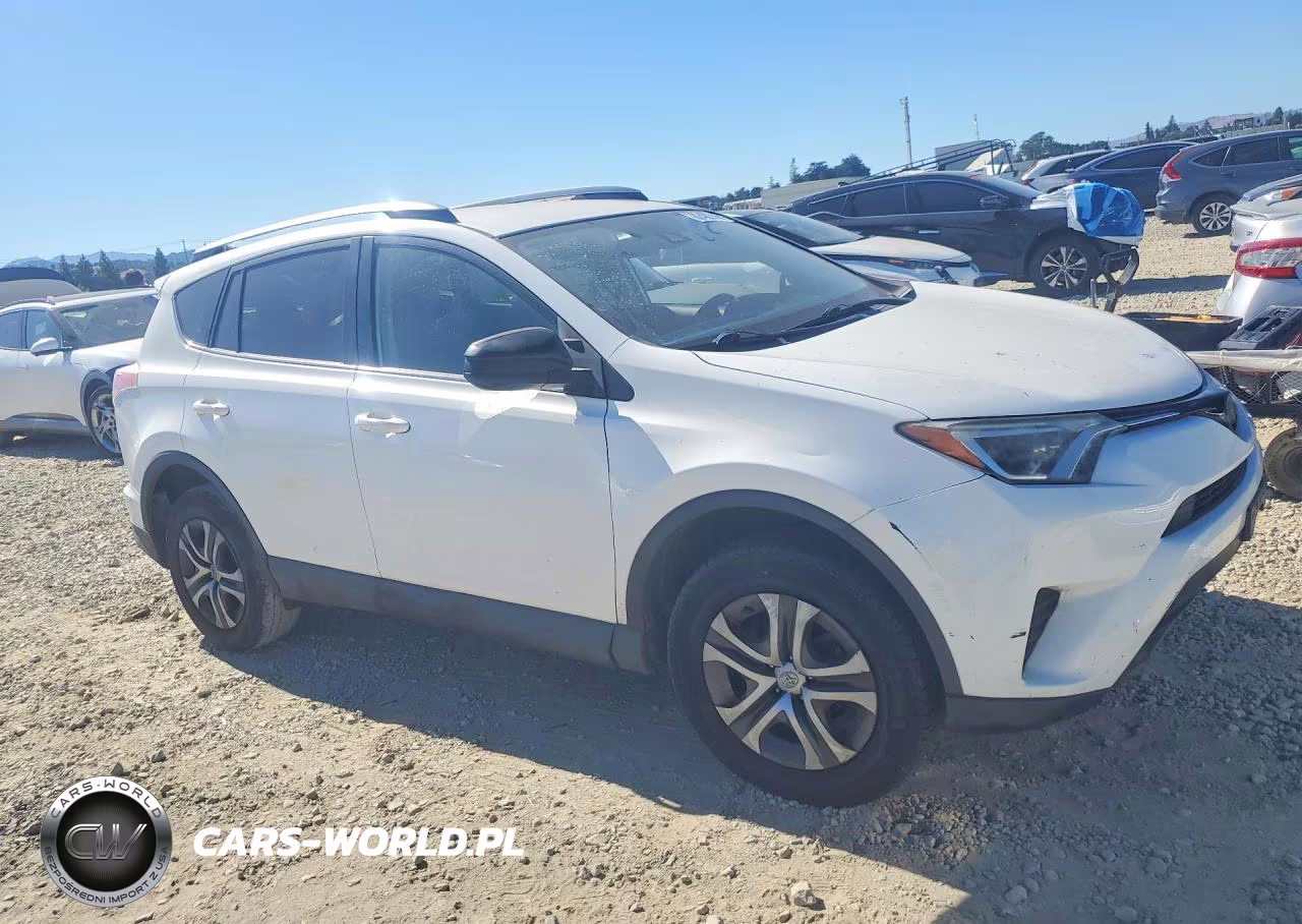 2018 Toyota Rav4 Le VIN:JTMZFREVXJJ167881 - 4
