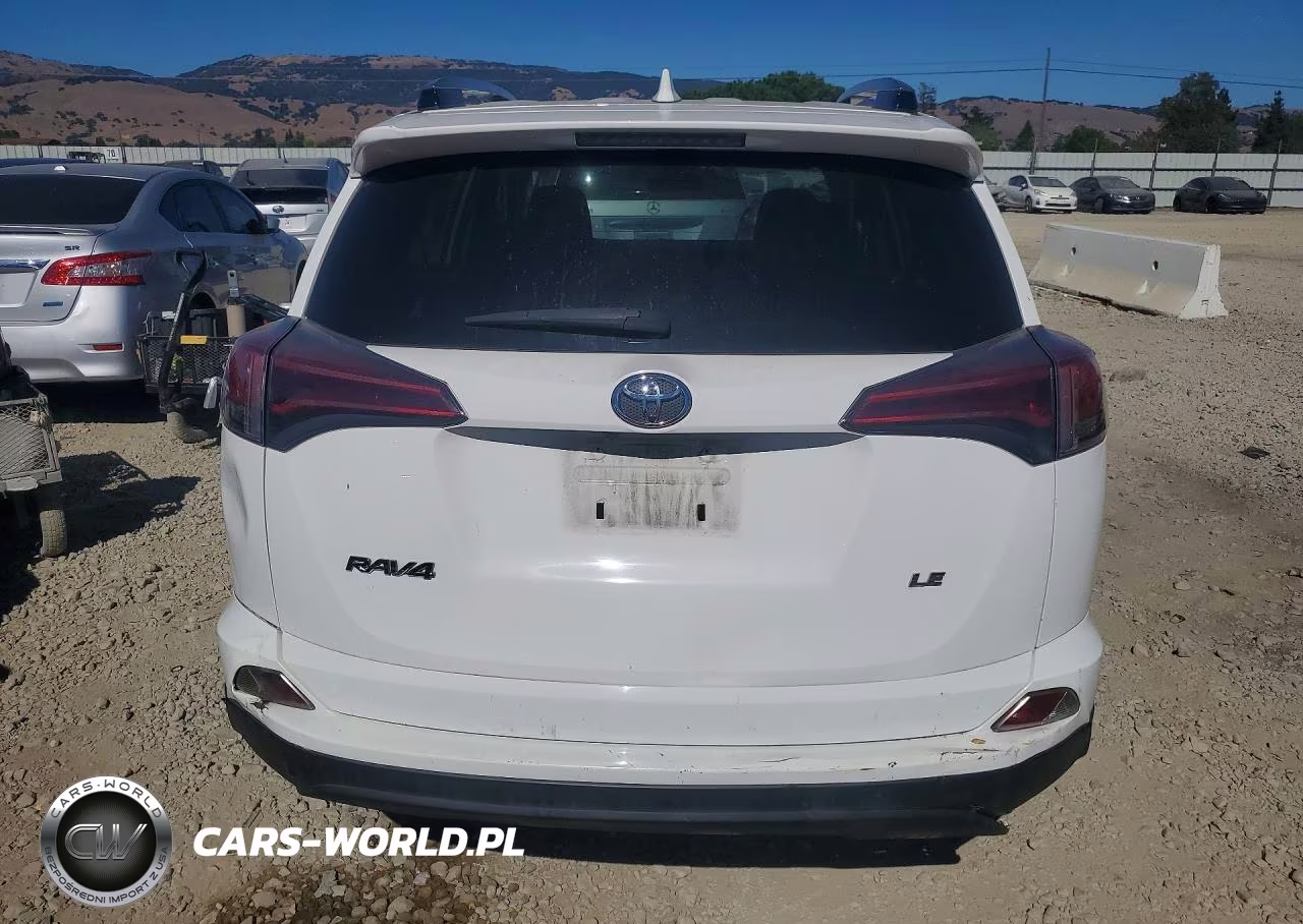 2018 Toyota Rav4 Le VIN:JTMZFREVXJJ167881 - 6