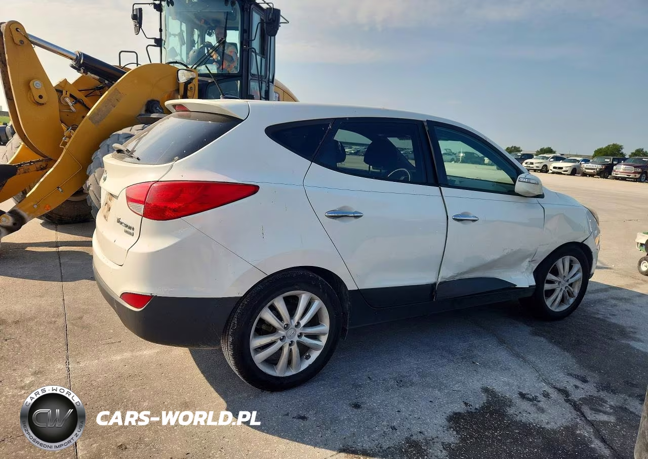2012 Hyundai Tucson Limited VIN:KM8JU3AC5CU490396 - 3