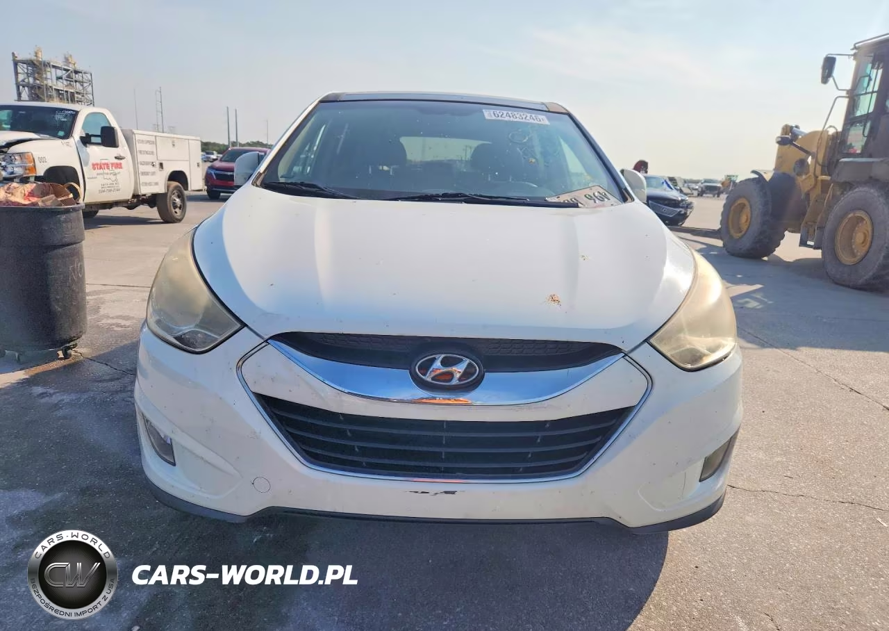 2012 Hyundai Tucson Limited VIN:KM8JU3AC5CU490396 - 5