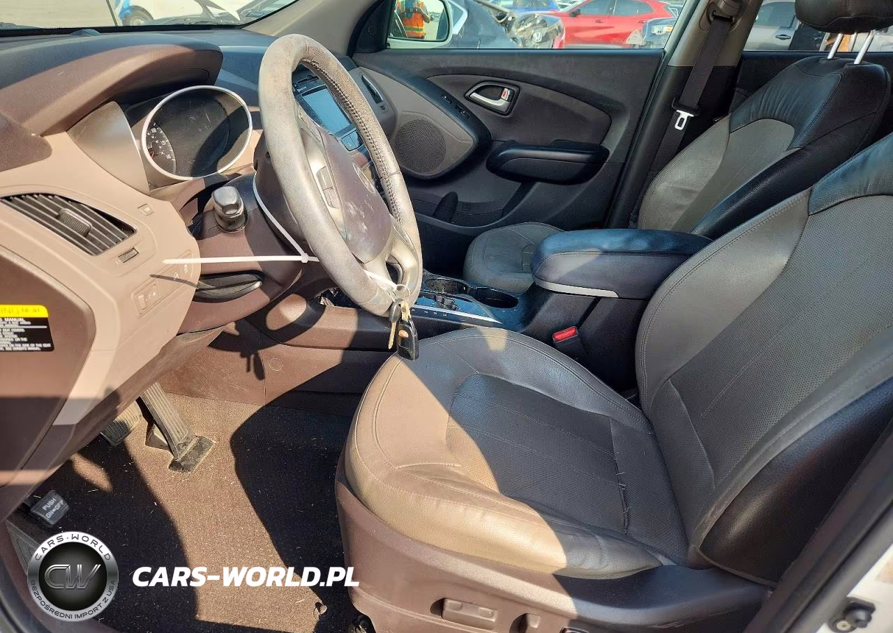 2012 Hyundai Tucson Limited VIN:KM8JU3AC5CU490396 - 7