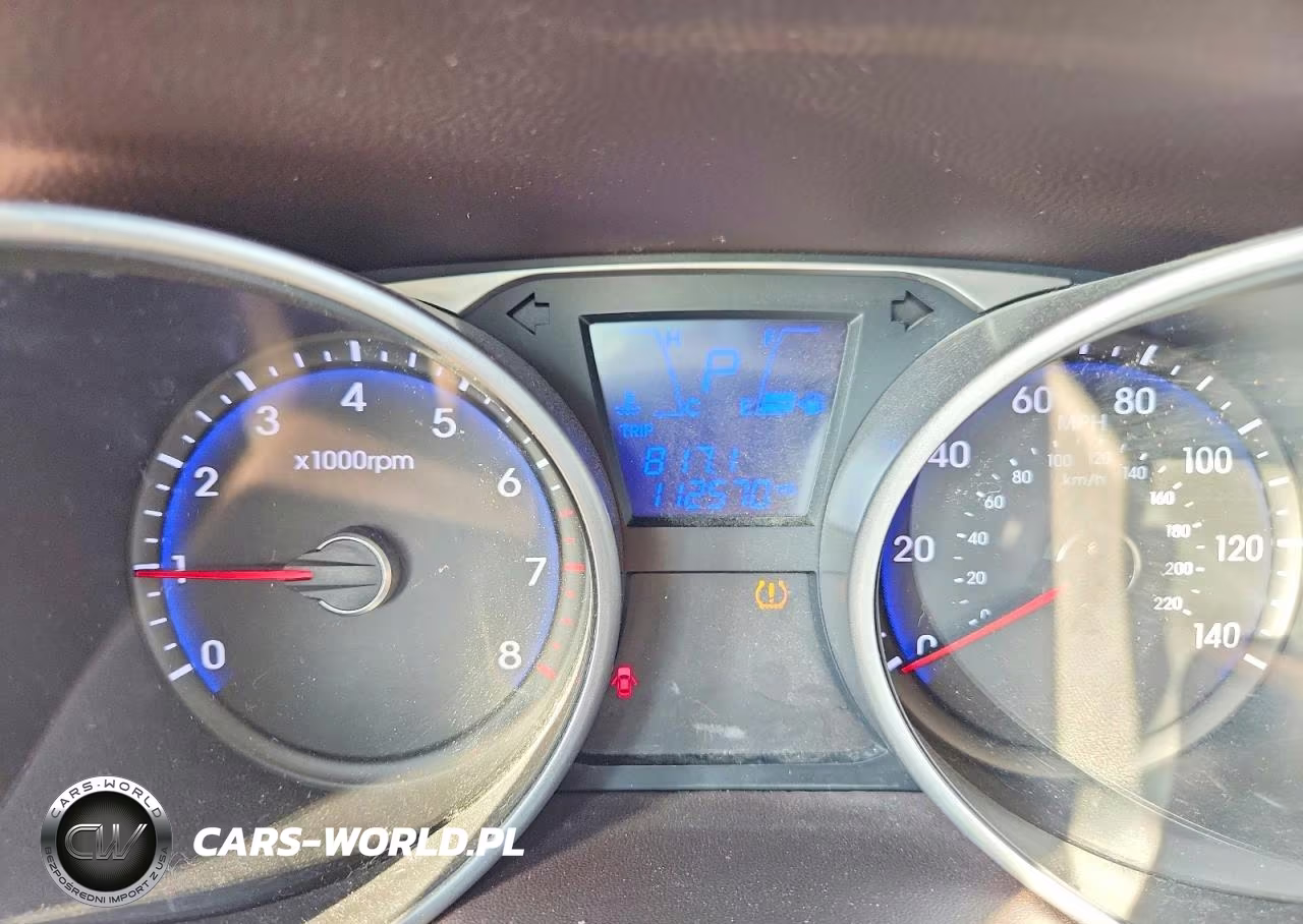 2012 Hyundai Tucson Limited VIN:KM8JU3AC5CU490396 - 9