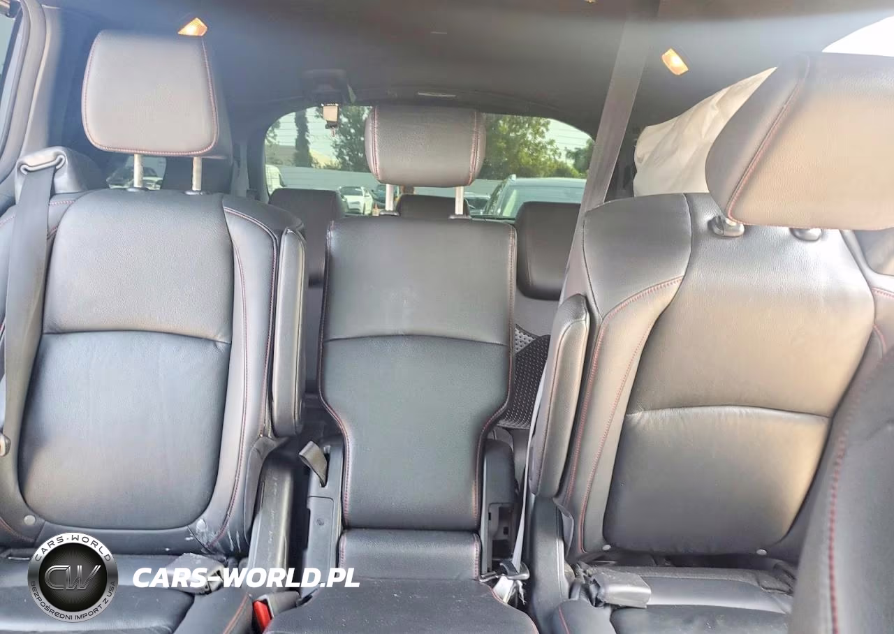 2023 Honda Odyssey Sport-L VIN:5FNRL6H70PB046605 - 10