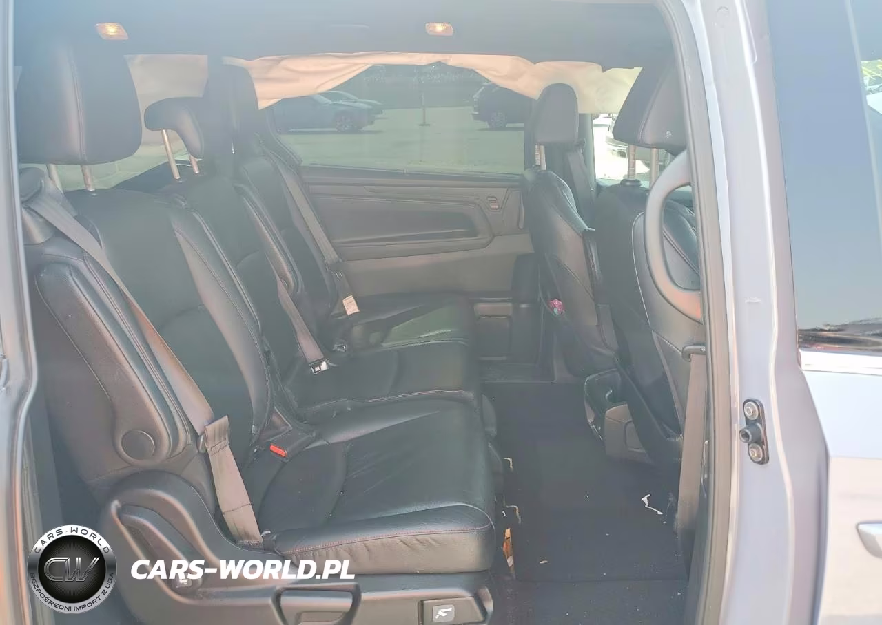 2023 Honda Odyssey Sport-L VIN:5FNRL6H70PB046605 - 11