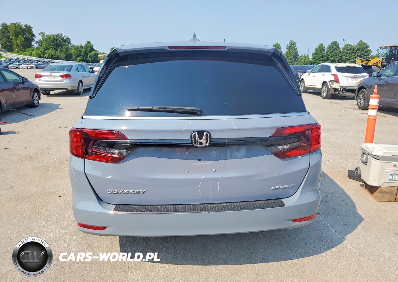2023 Honda Odyssey Sport-L VIN:5FNRL6H70PB046605 - 6