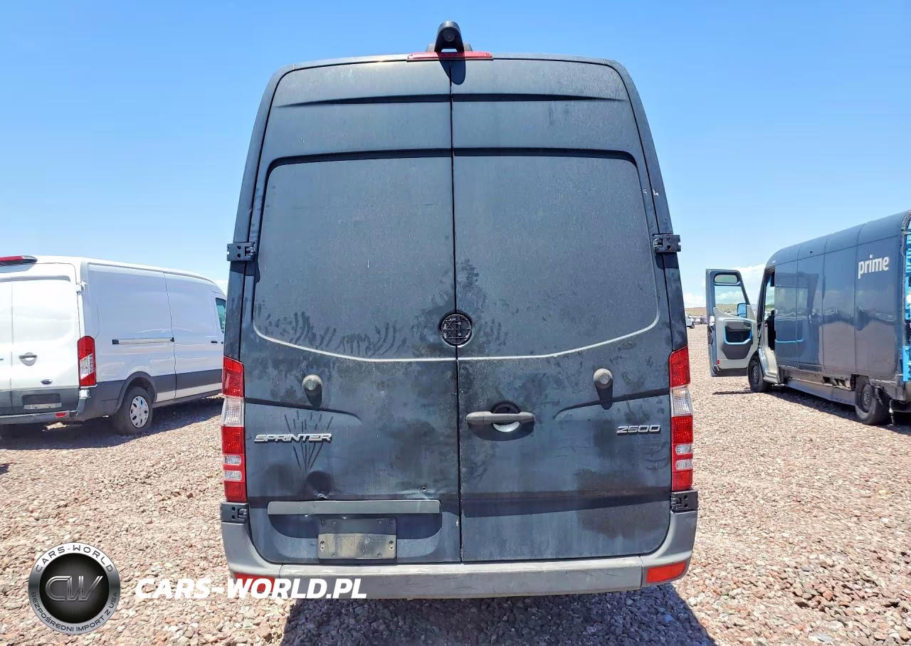 2017 Mercedes-Benz Sprinter 2500 Delivery Van VIN:WD3PE8CD6HP525381 - 6