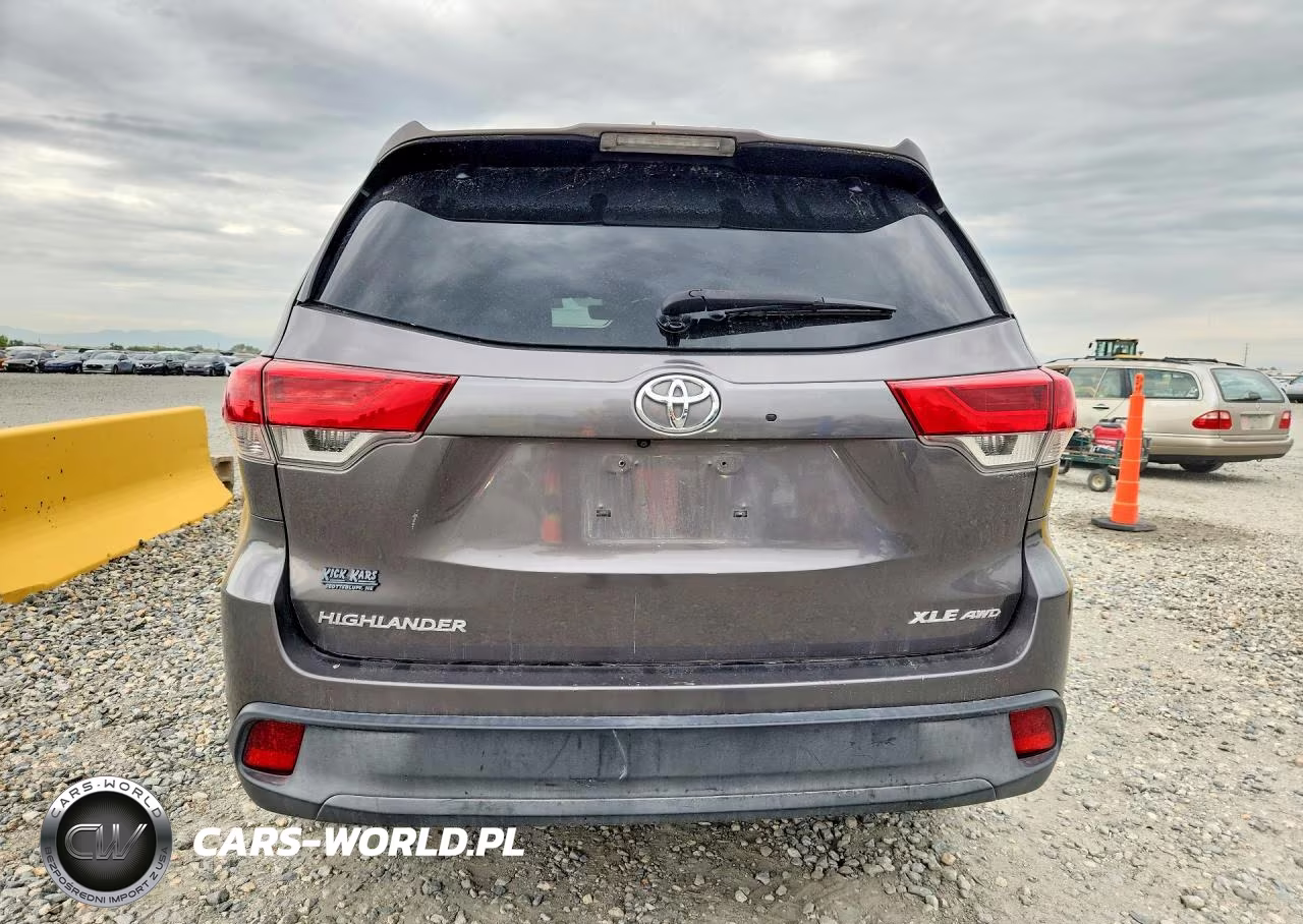 2017 Toyota Highlander Xle VIN:5TDJZRFH3HS432697 - 6