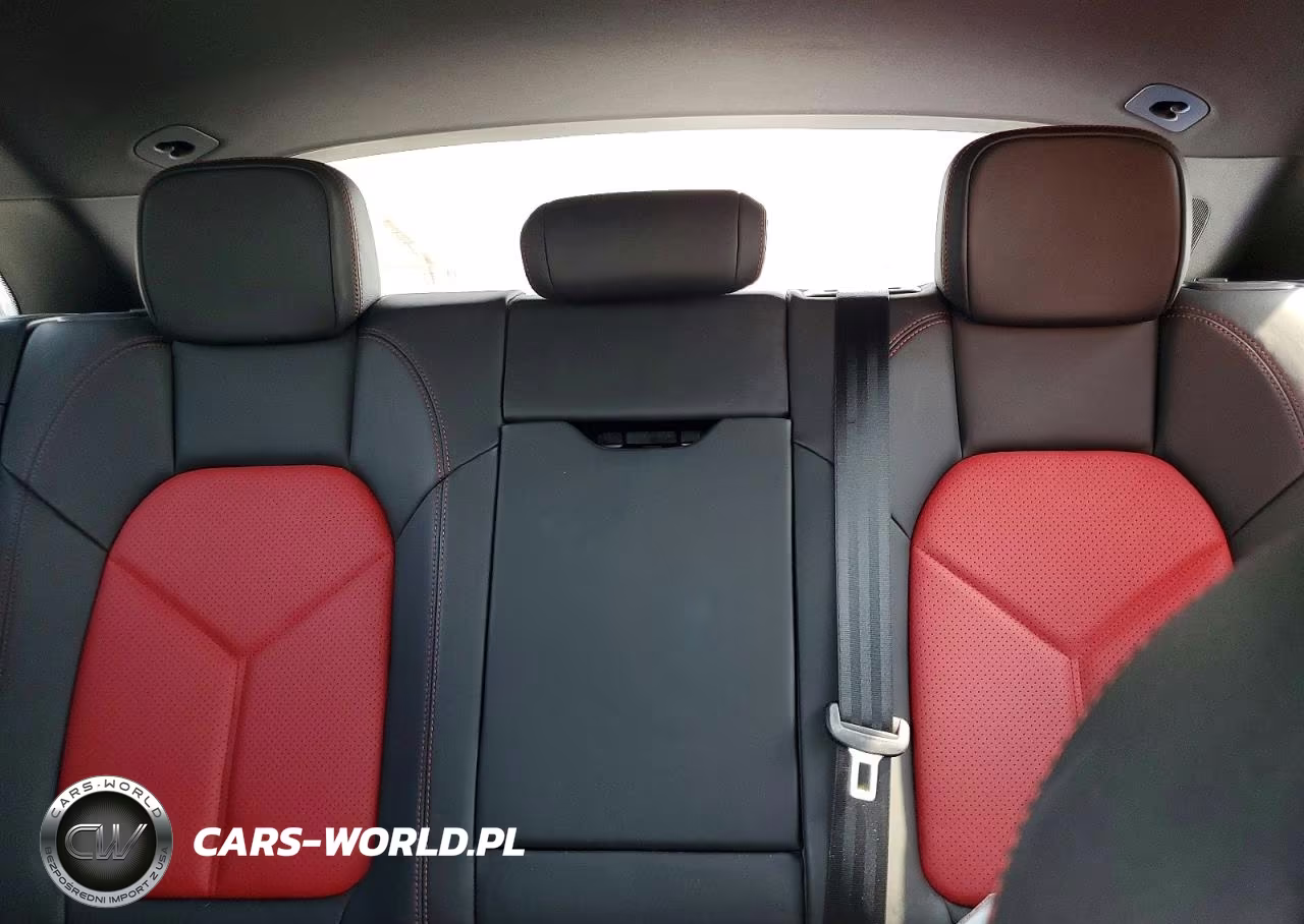 2019 Porsche Macan S VIN:WP1AB2A5XKLB30663 - 10
