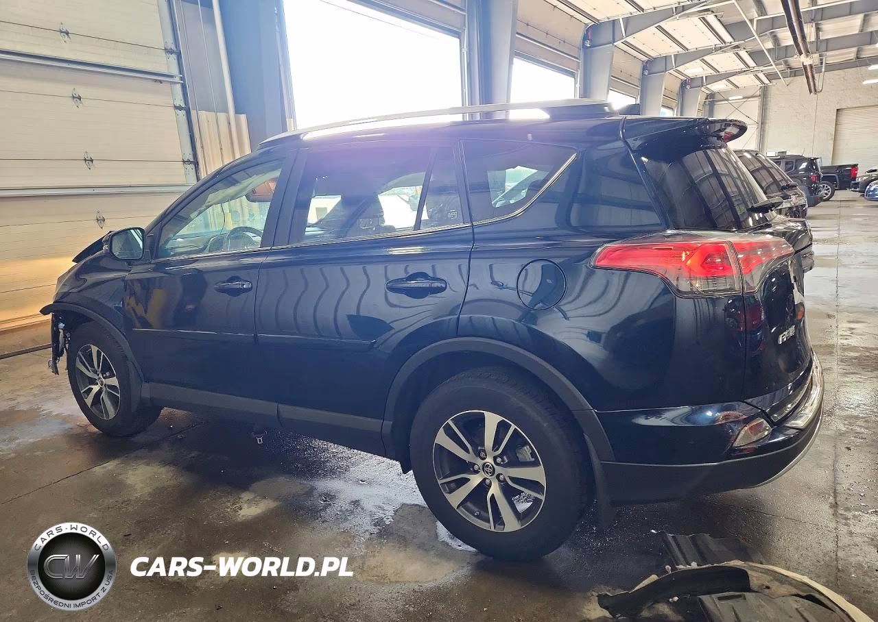 2018 Toyota Rav4 Xle VIN:JTMRFREV6JJ245556 - 2