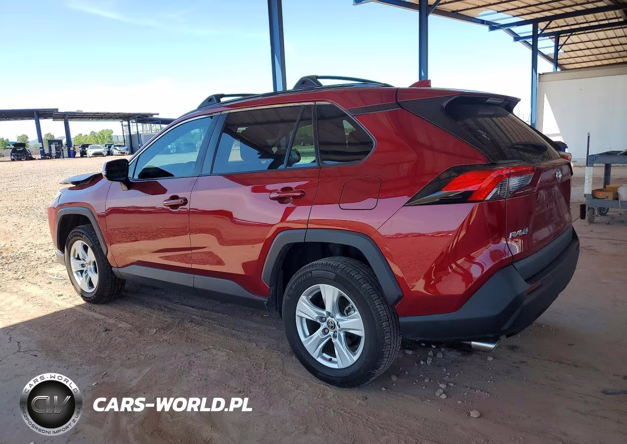 2021 Toyota Rav4 Xle VIN:2T3P1RFV9MW190563 - 2