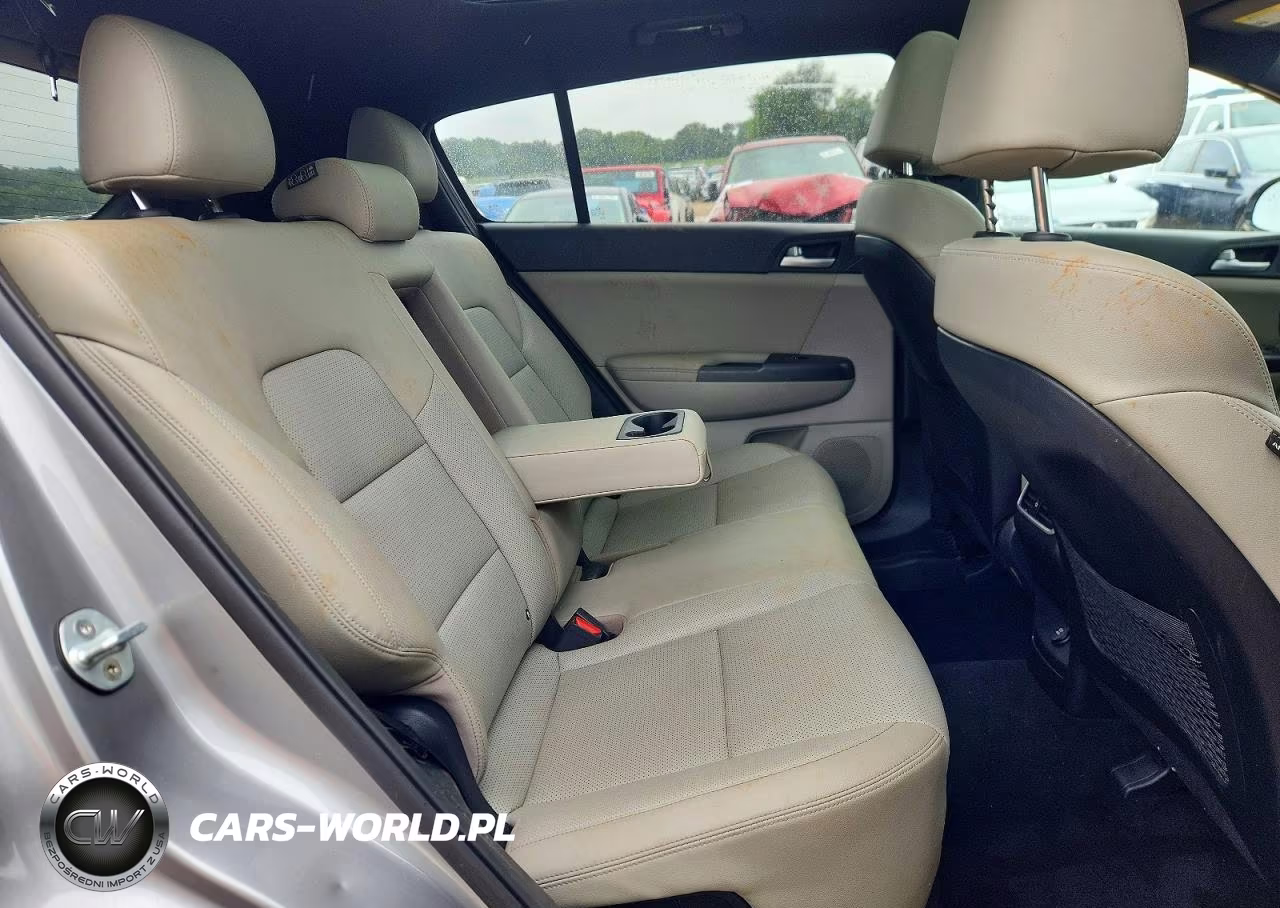 2020 Kia Sportage S VIN:KNDP63AC7L7763426 - 11