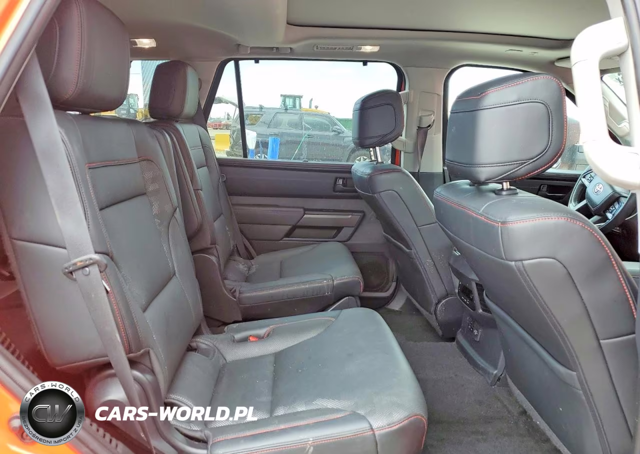 2023 Toyota Sequoia Trd Pro VIN:7SVAAABA4PX004508 - 11