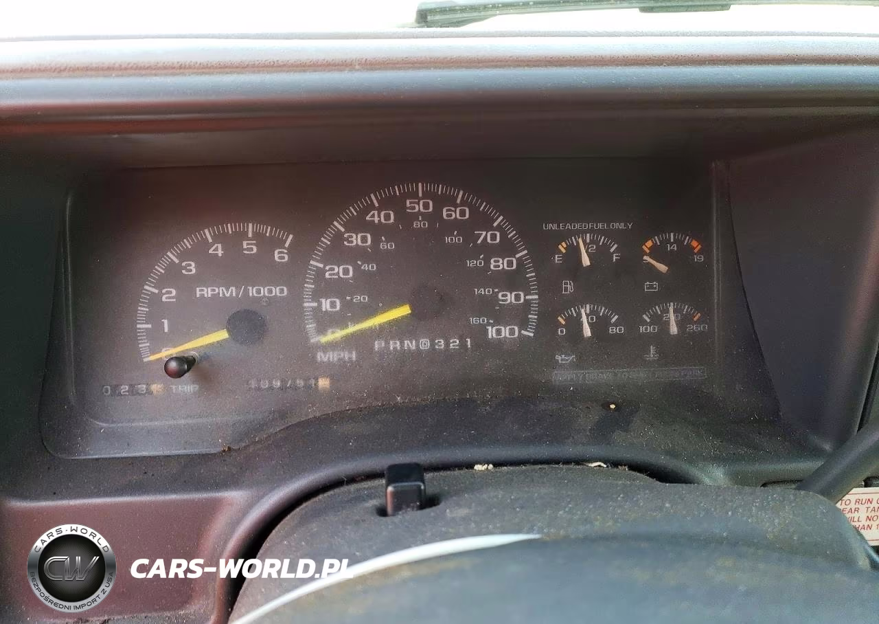 2000 Chevrolet Gmt-400 C3 - Box Truck VIN:1GBKC34J0YF486181 - 9