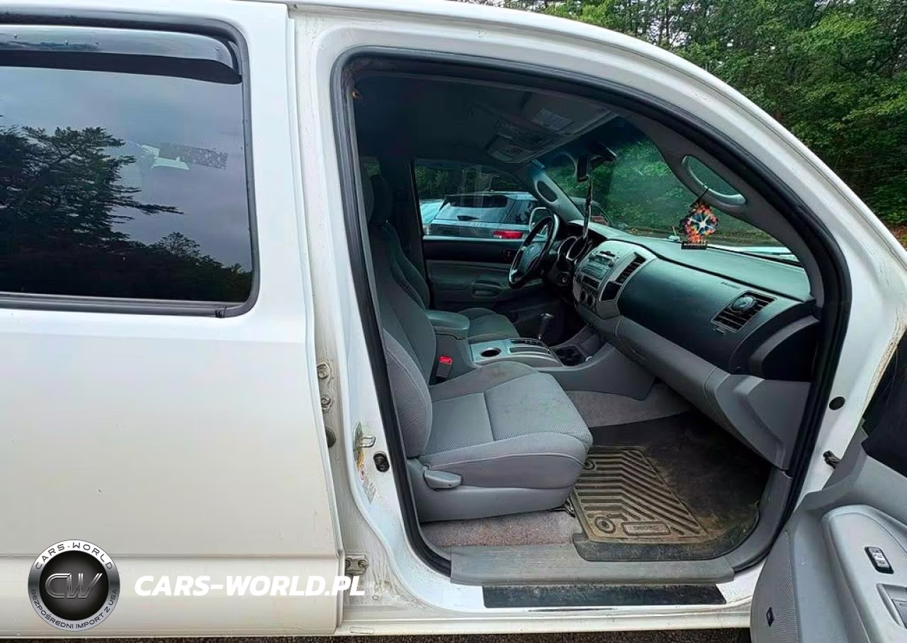 2010 Toyota Tacoma V6 VIN:3TMLU4EN1AM053821 - 5
