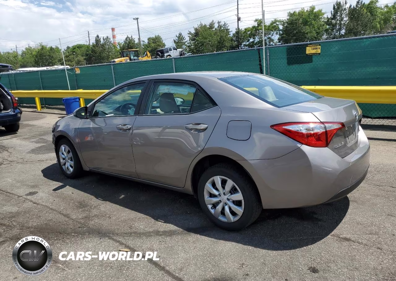 2015 Toyota Corolla L VIN:5YFBURHE8FP263210 - 2