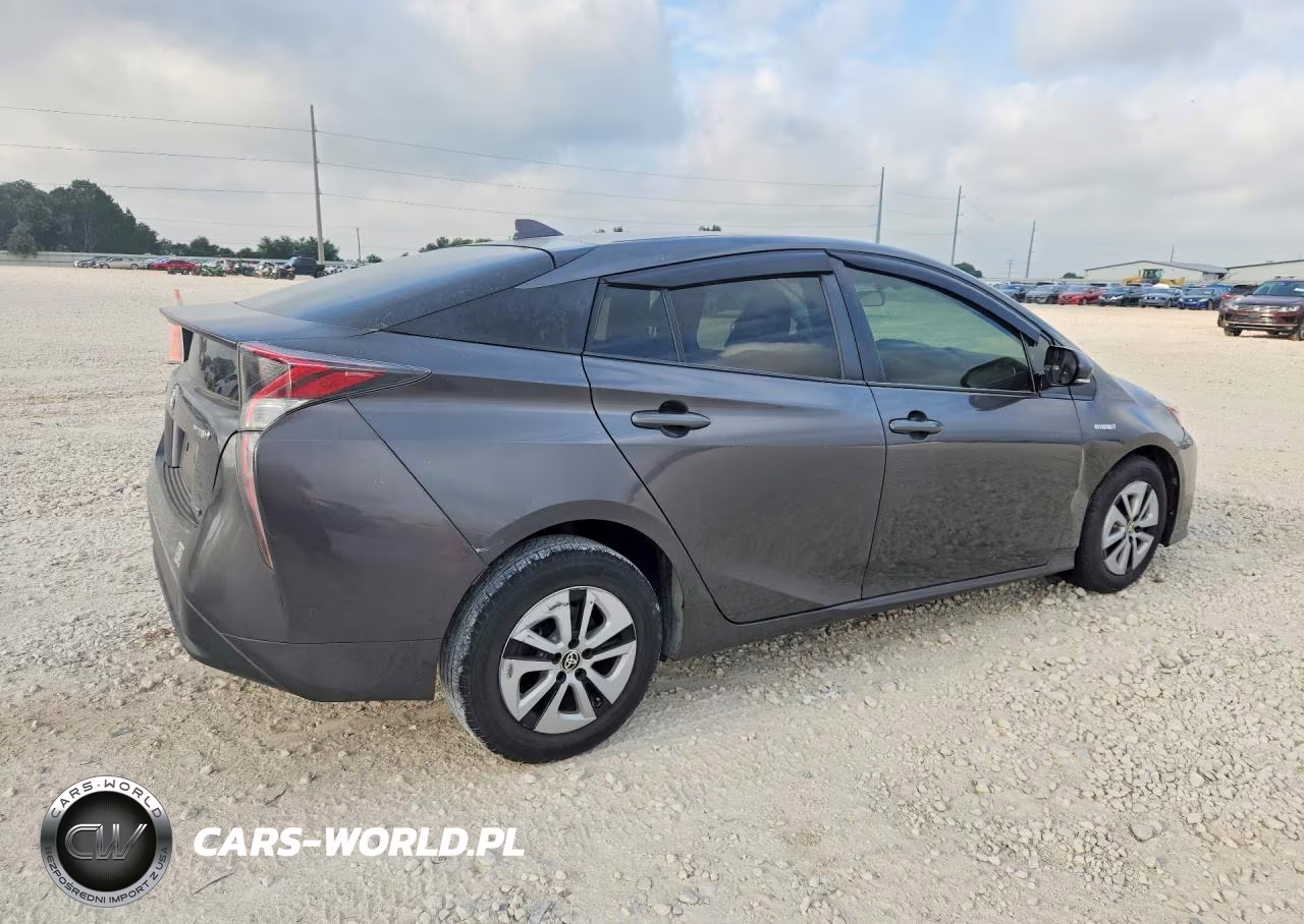 2016 Toyota Prius Two Eco VIN:JTDKARFU0G3013425 - 3