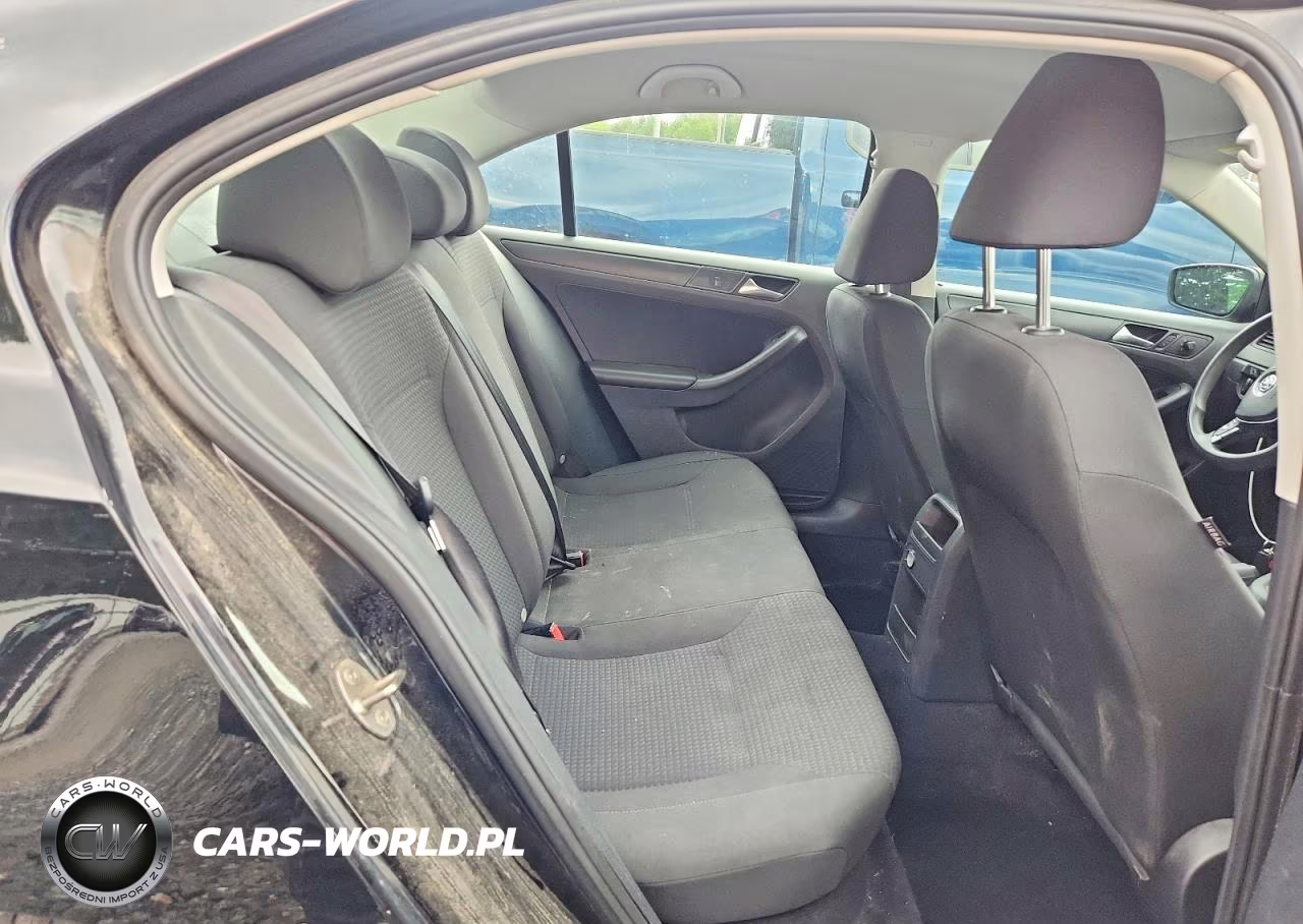 2015 Volkswagen Jetta Base VIN:3VW2K7AJ3FM414783 - 10